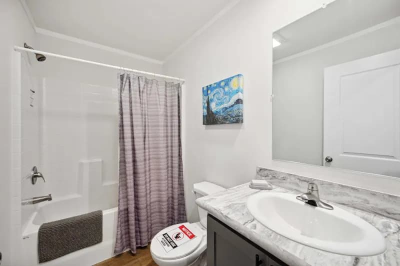 Millcreek 4400-6 bathroom home features