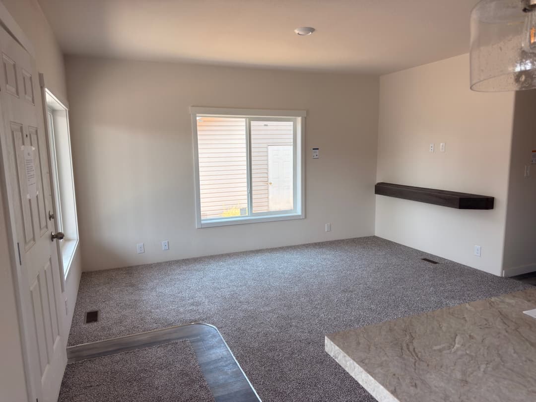 The stratus (24362d) interior home features