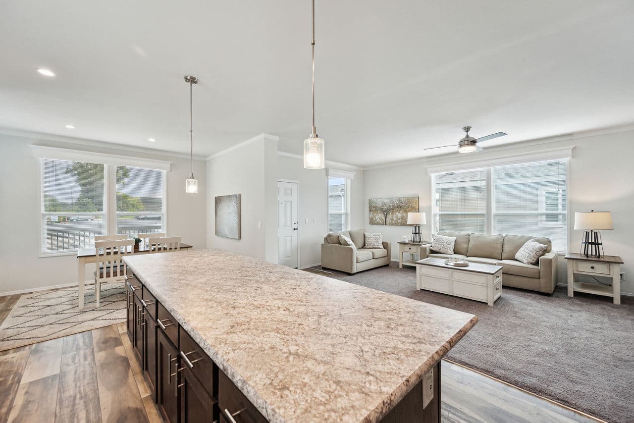 Hillcrest g865 kitchen home features