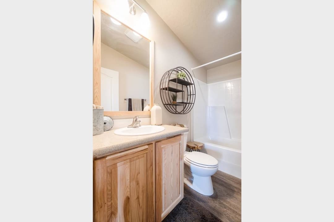 Crystal bay estates cb4603c bathroom home features