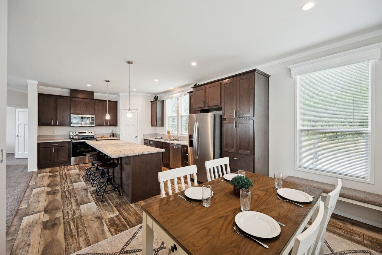 Hillcrest g865 kitchen home features