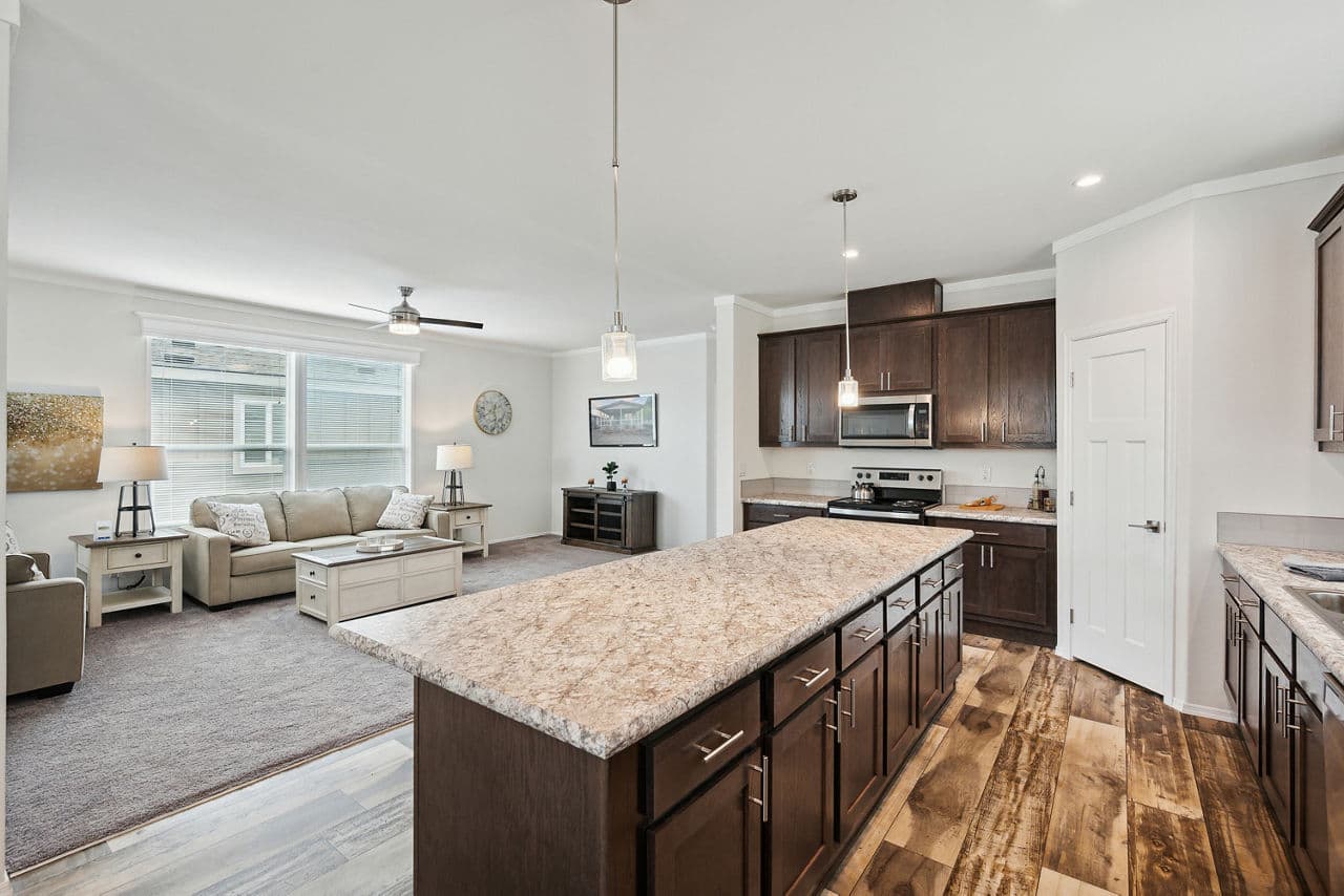 Hillcrest g865 kitchen home features