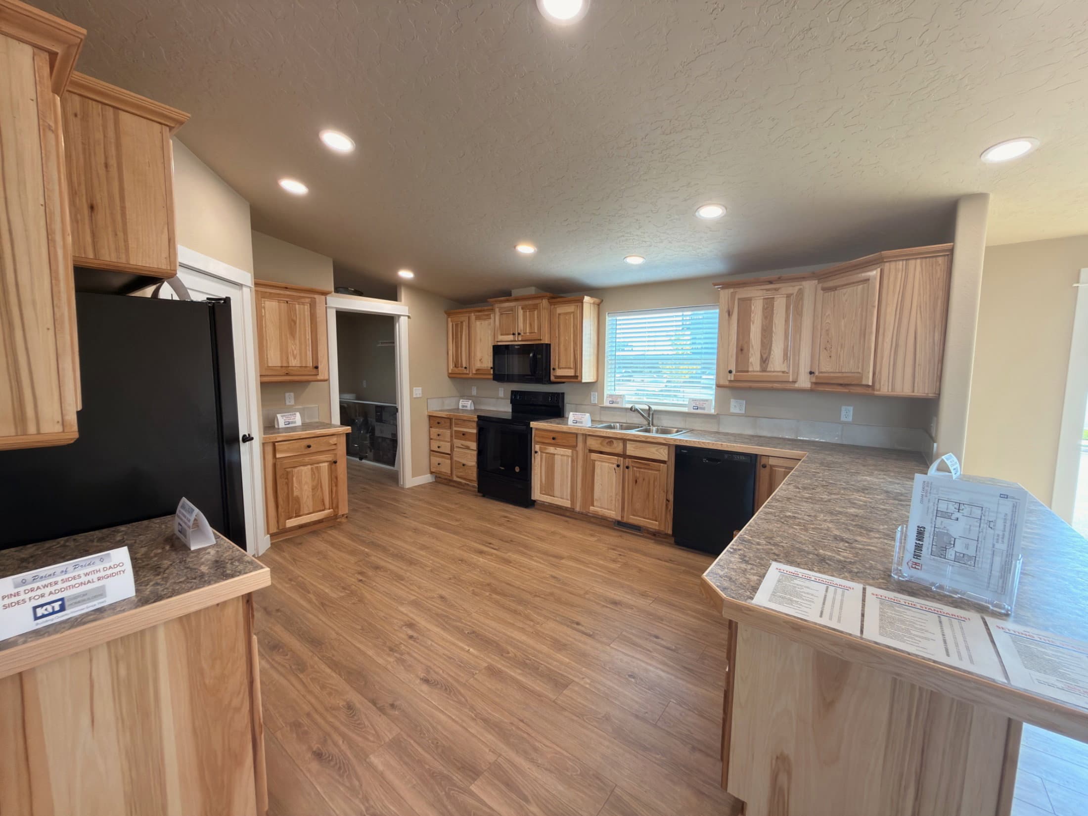 Cedar canyon 2020 interior and kitchen home features