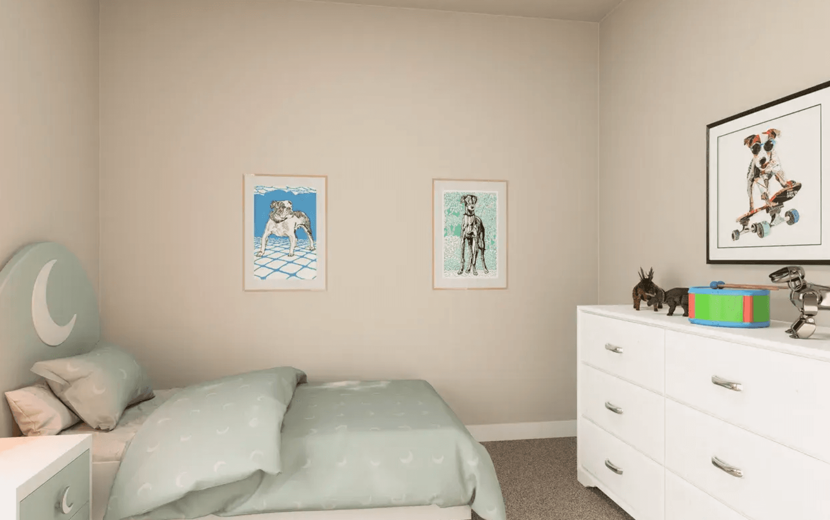 The weeping willow bedroom home features