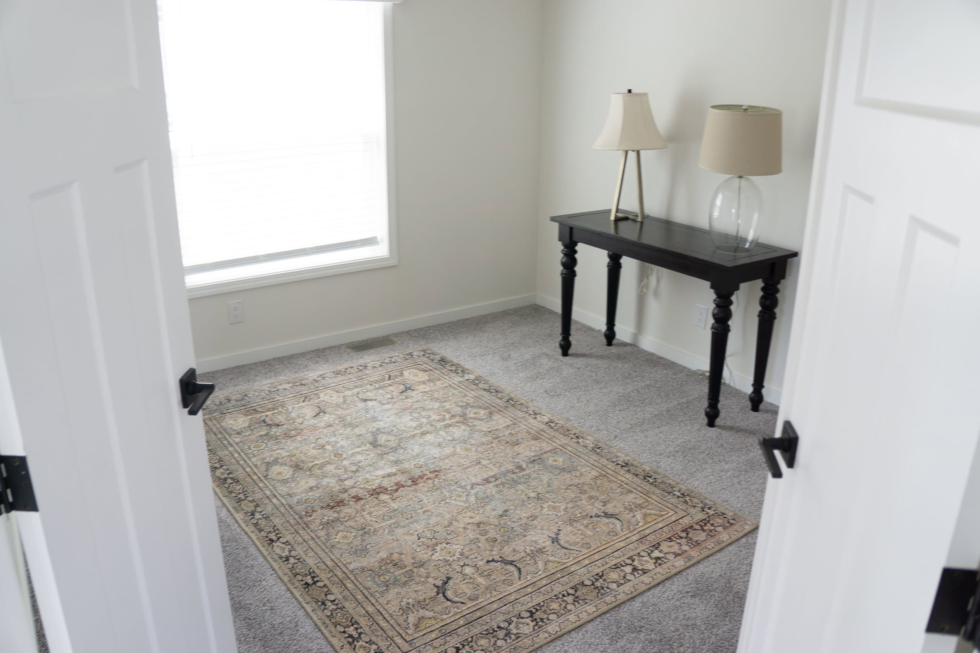 Hillcrest g865 interior home features
