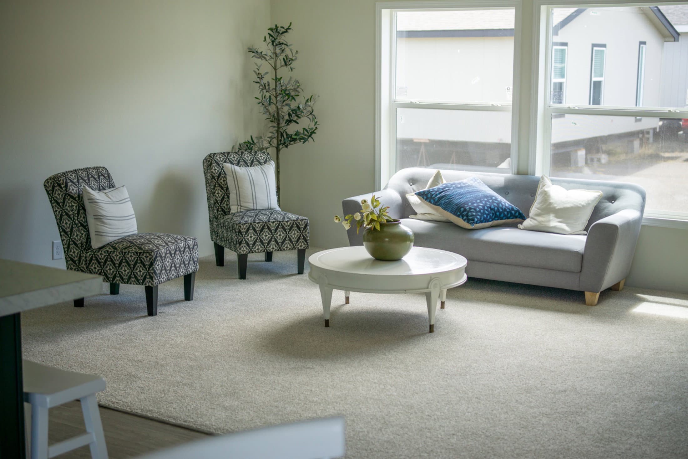 Pure 28604m interior home features