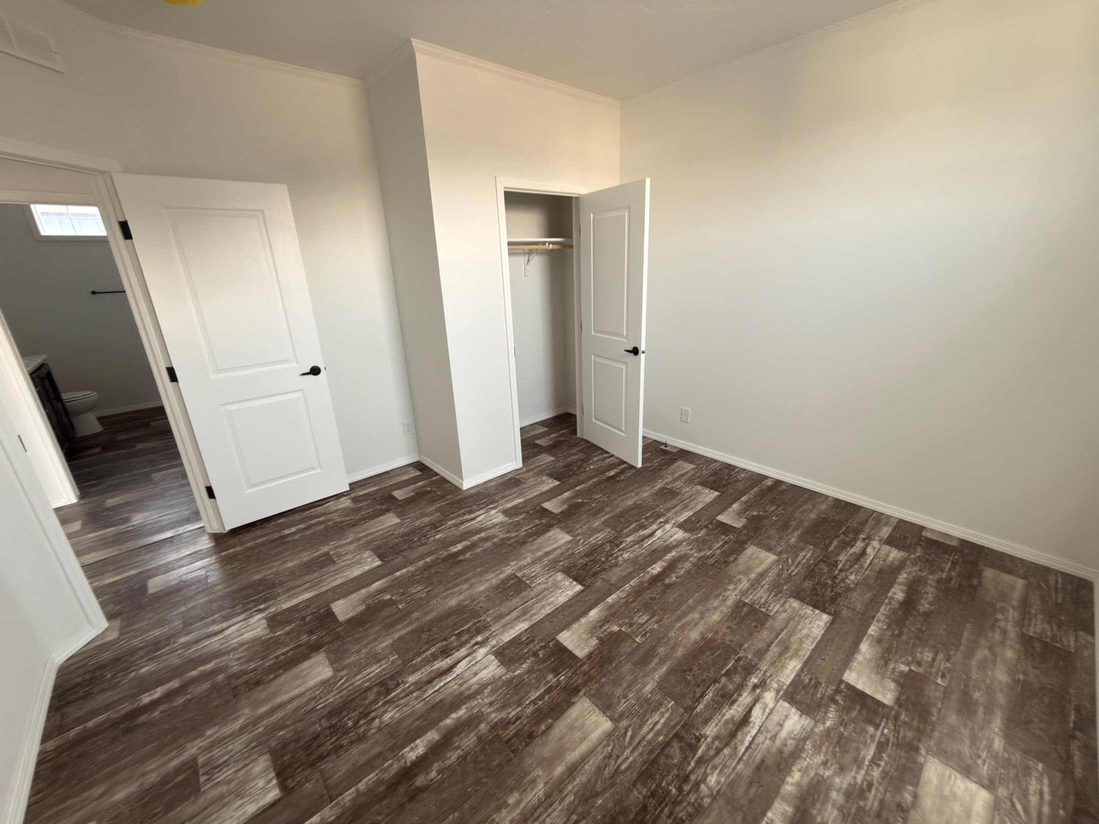 Hidden valley hv4663m interior home features