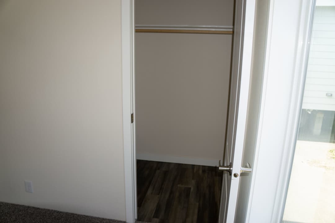 The stratus (24362d) interior home features