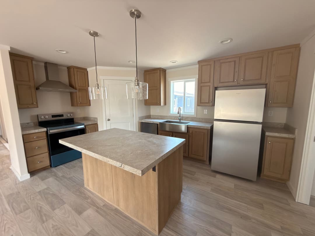 Rhythm series 28664r interior and kitchen home features