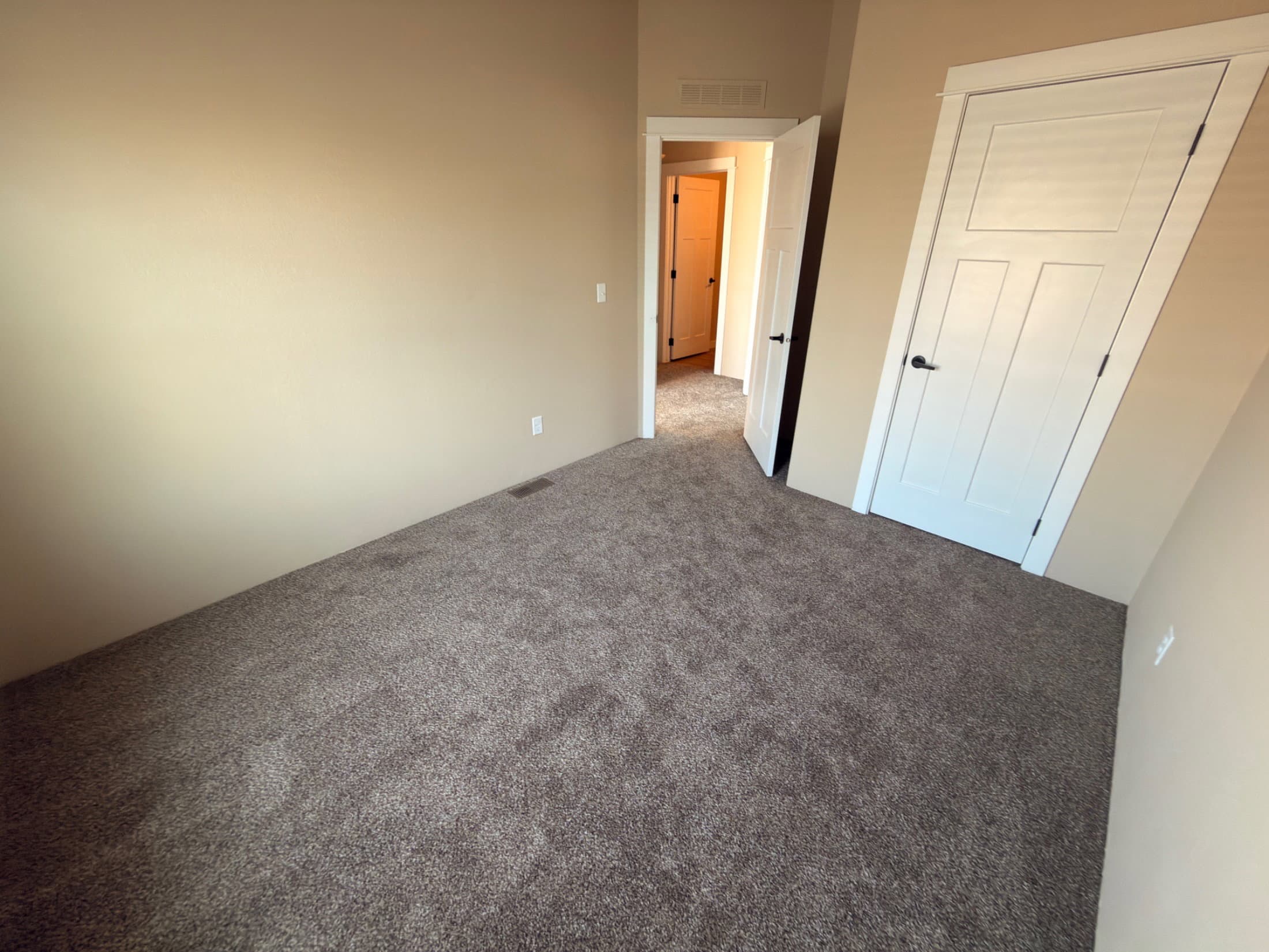 Cedar canyon 2020 interior and bedroom home features