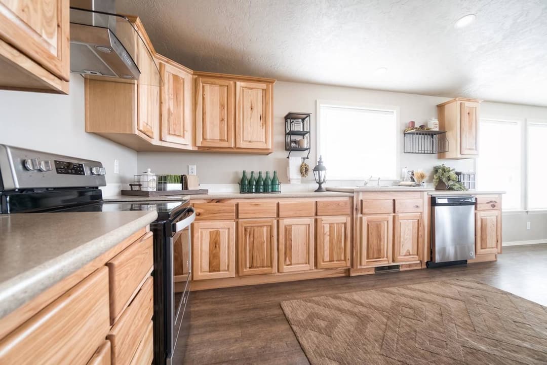 Crystal bay estates cb4603c kitchen home features